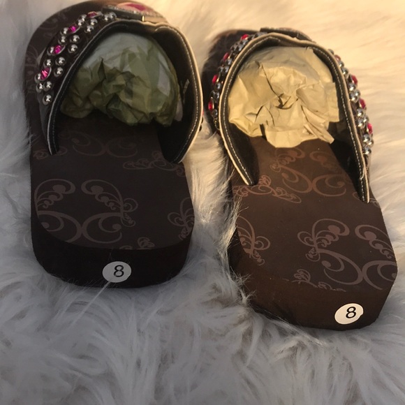 Bling Diamond ♦️ Flip Flops - Picture 3 of 7